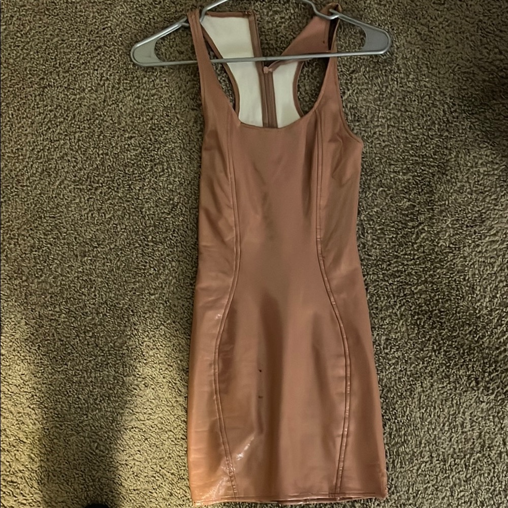 Elegant Sleeveless Pink Dress